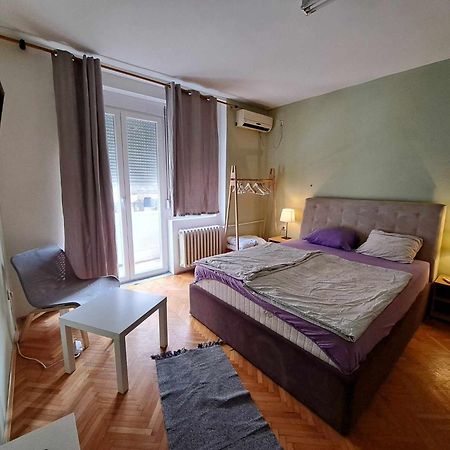 Central Station Private Rooms Belgrade Exterior photo