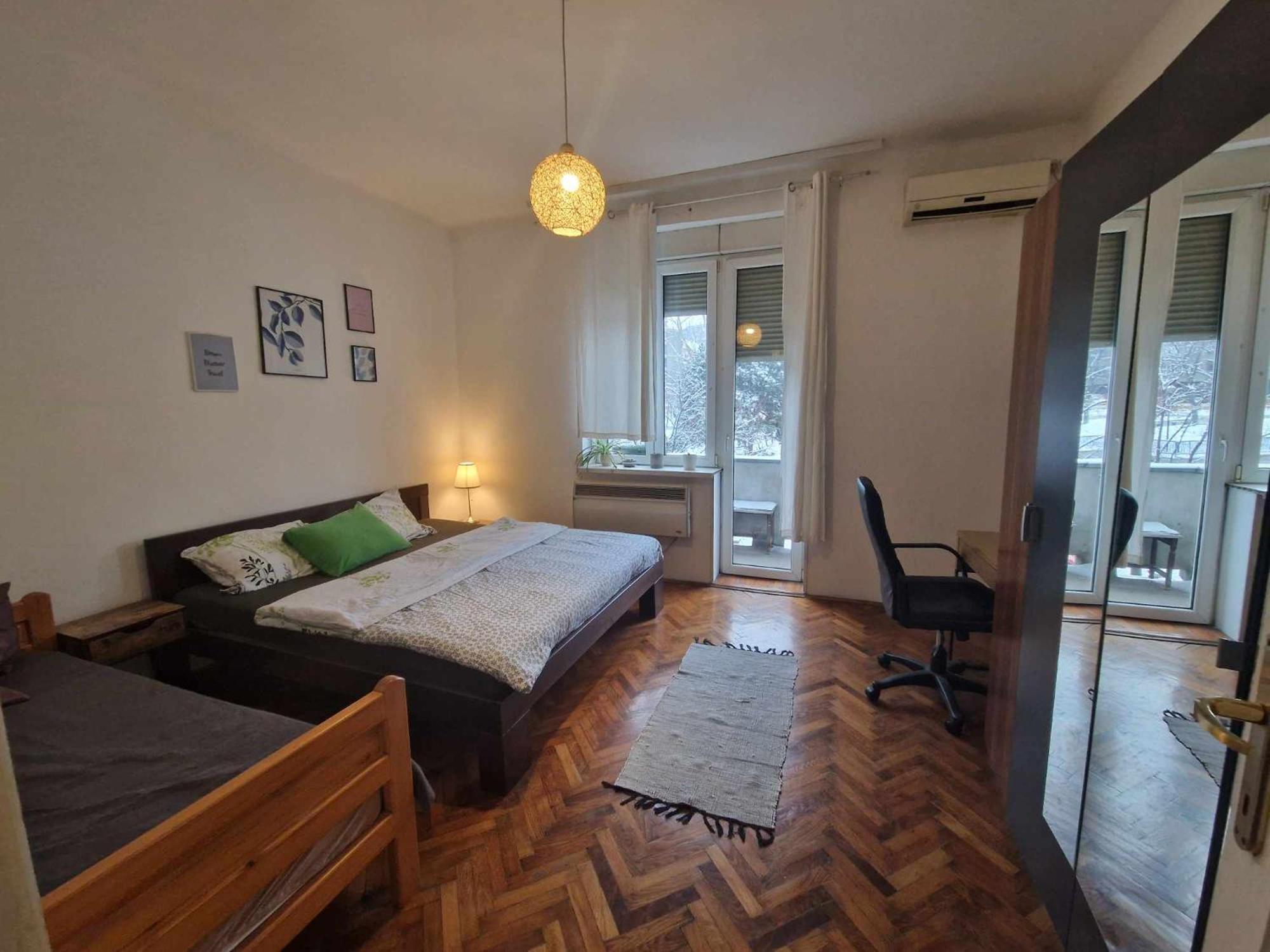 Central Station Private Rooms Belgrade Exterior photo